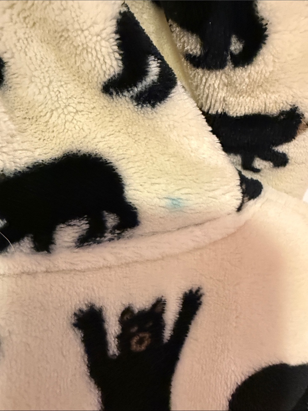 Mom & Me Hooded Fleece Robe with Black Bear Print - Picture 14 of 14